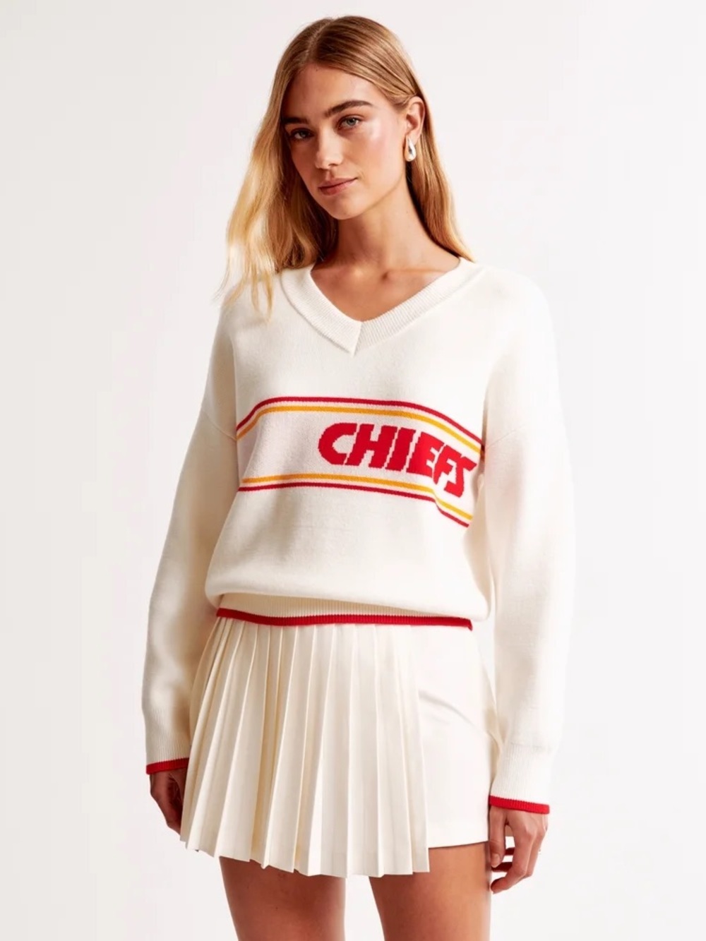 CHIEFS V-Neck Knit Sweater